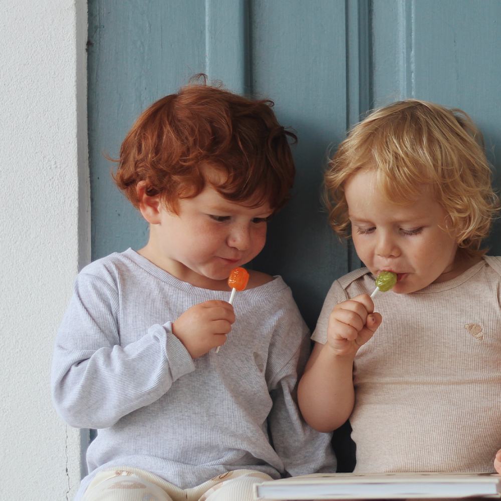 - Light grey melange